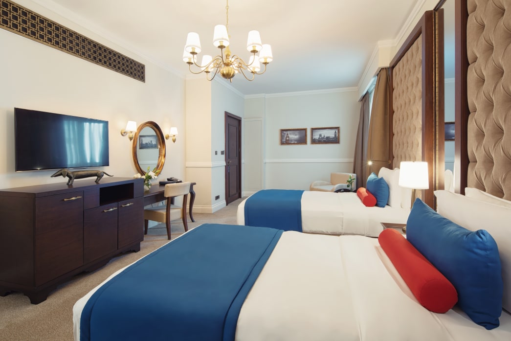 Superior twin bed layout