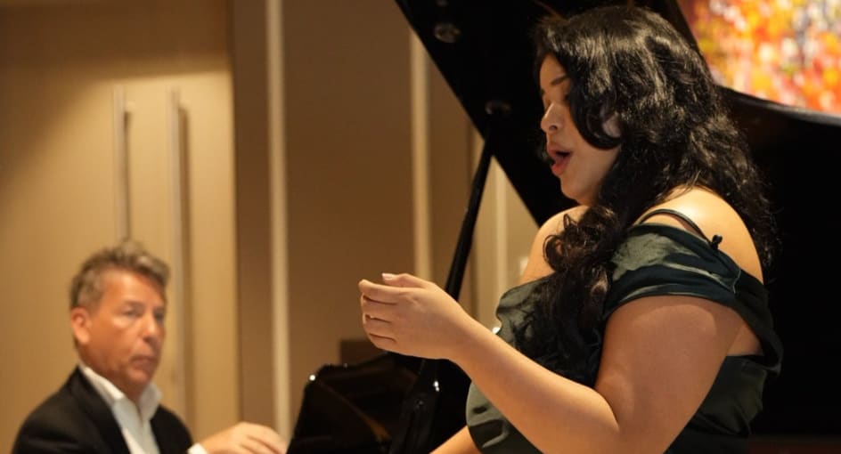  Lady Opera Singer and Pianist