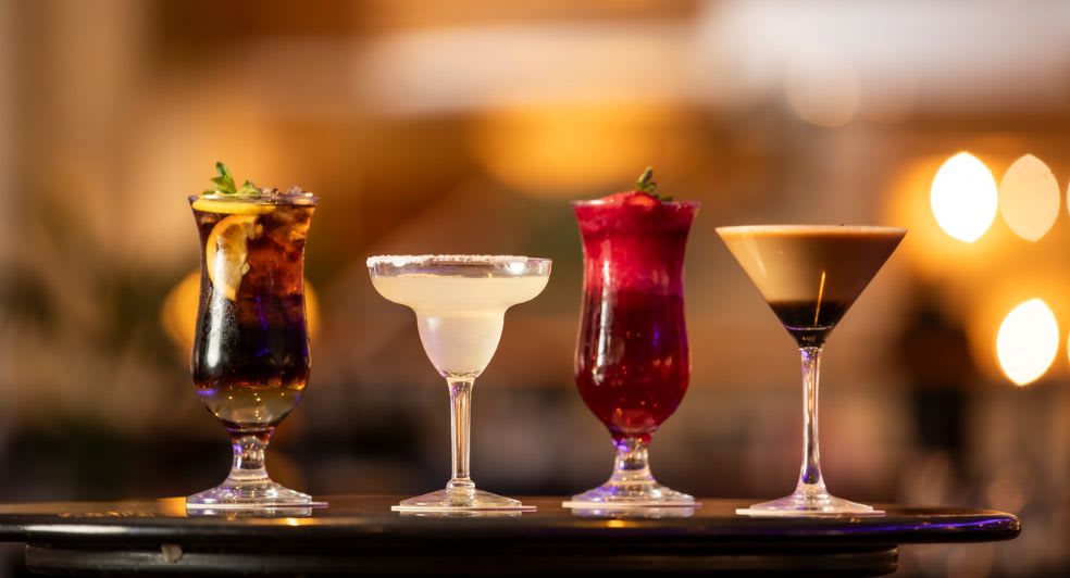 Faces bar & lounge