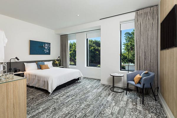 oaks cairns hotel 2 bedroom dual key out 1 600x400