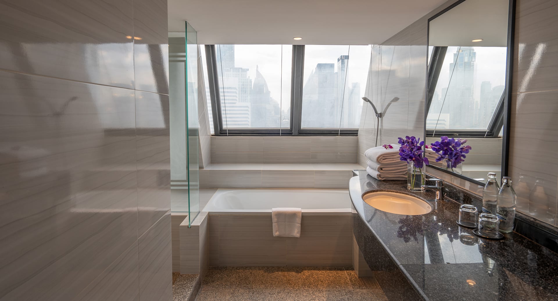 NH Bangkok Sukhumvit Boulevard Official Site