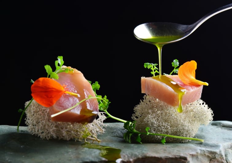 Fine dining experience at NH Collection Maldives Reethi Resort – exclusive gourmet cuisine in the Maldives.