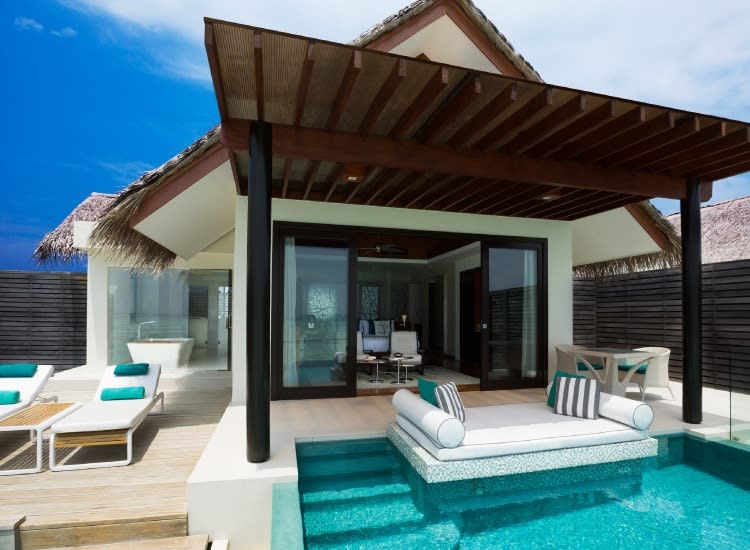 WATER STUDIOS WITH POOL