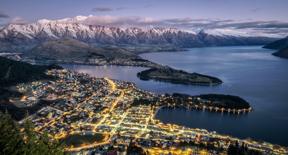 queenstown outlets nike